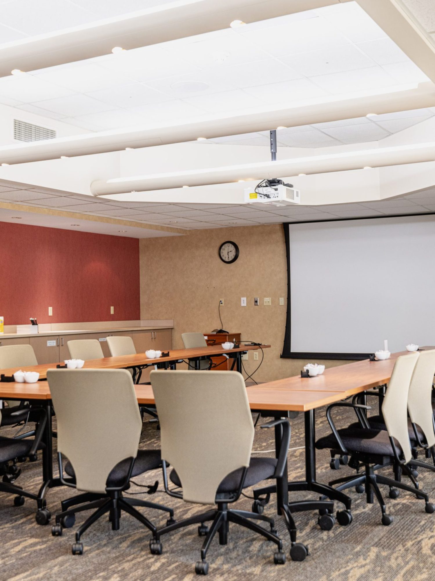 Jawacdah-Picks-ConferenceRooms20240617-0004